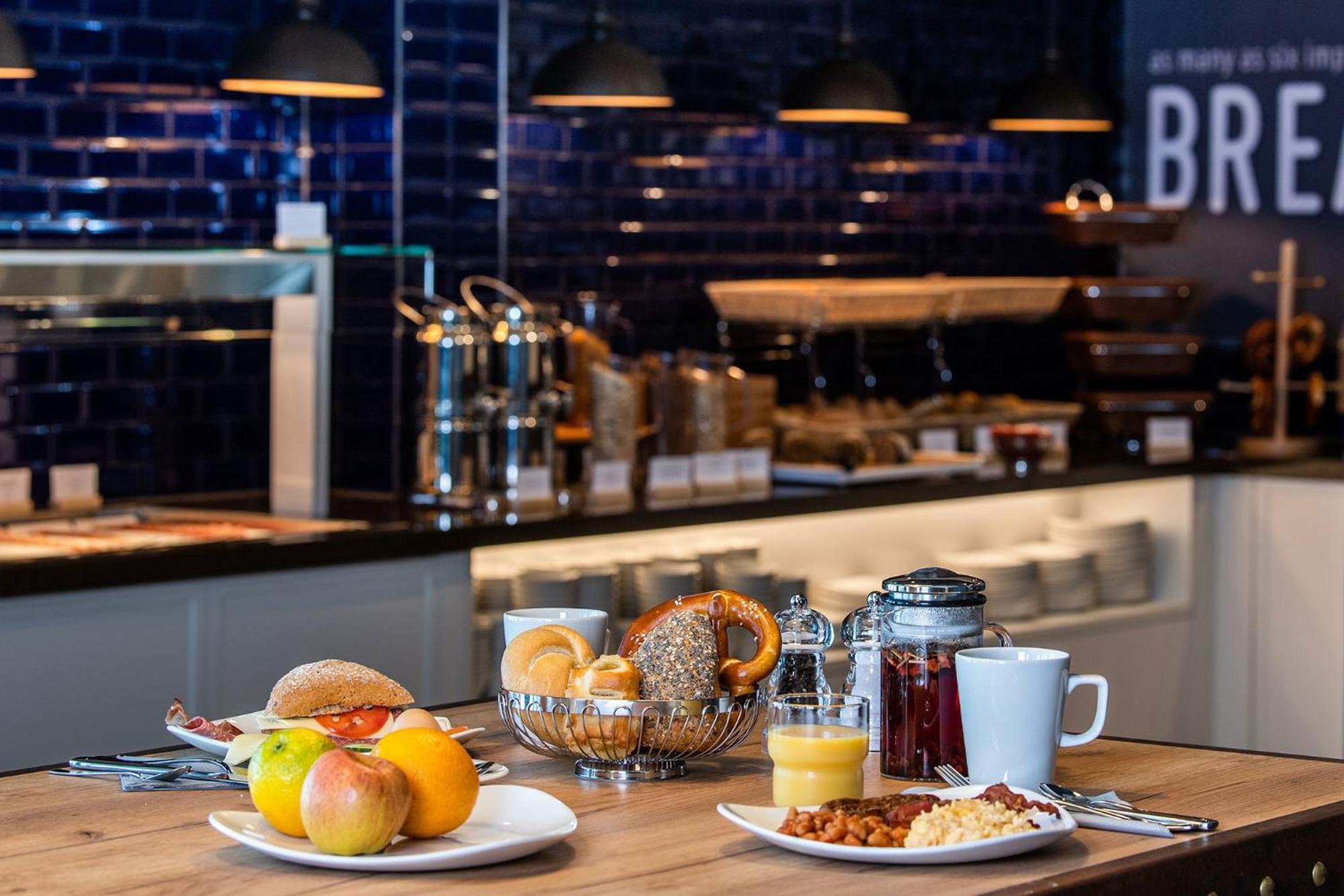 Premier Inn Muenchen City Zentrum Ngoại thất bức ảnh